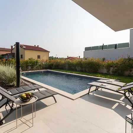 Willa Ava Rosa By Seeadria Agency *